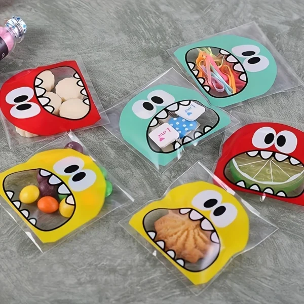 001729b4da76d8f9e0705f1e4593efed.webp 100pcs Cute Cartoon Monster Self-Adhesive Treat Bags for Cookies & Candy