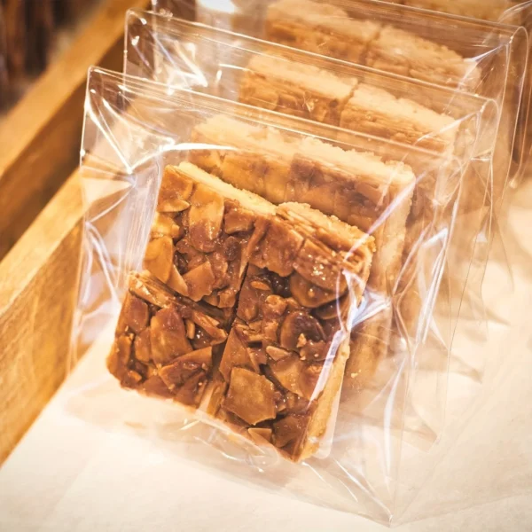 100pcs Self-Sealing Transparent Cookie Bags